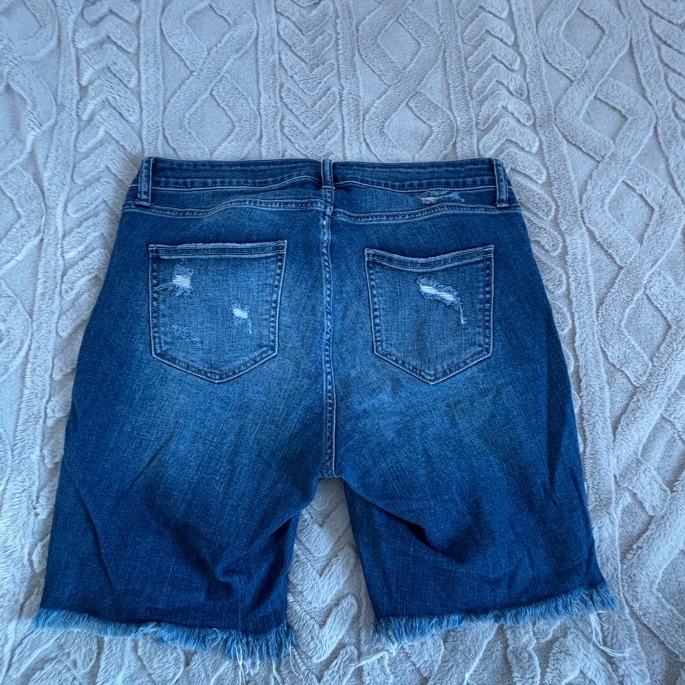 Fashion Nova Distressed Denim Shorts - Picture 3 of 3